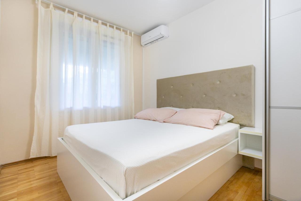 Relax Whit Big Terrace 170m2 Near The In Split