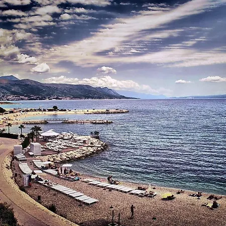Apartment Relax Whit Big Terrace 170M2 Near The Beach Split Exterior photo
