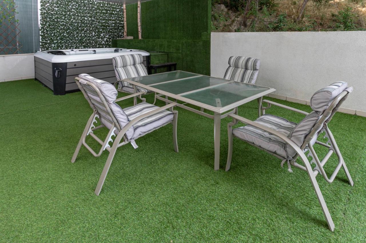 Apartment Relax Whit Big Terrace 170m2 Near The Split
