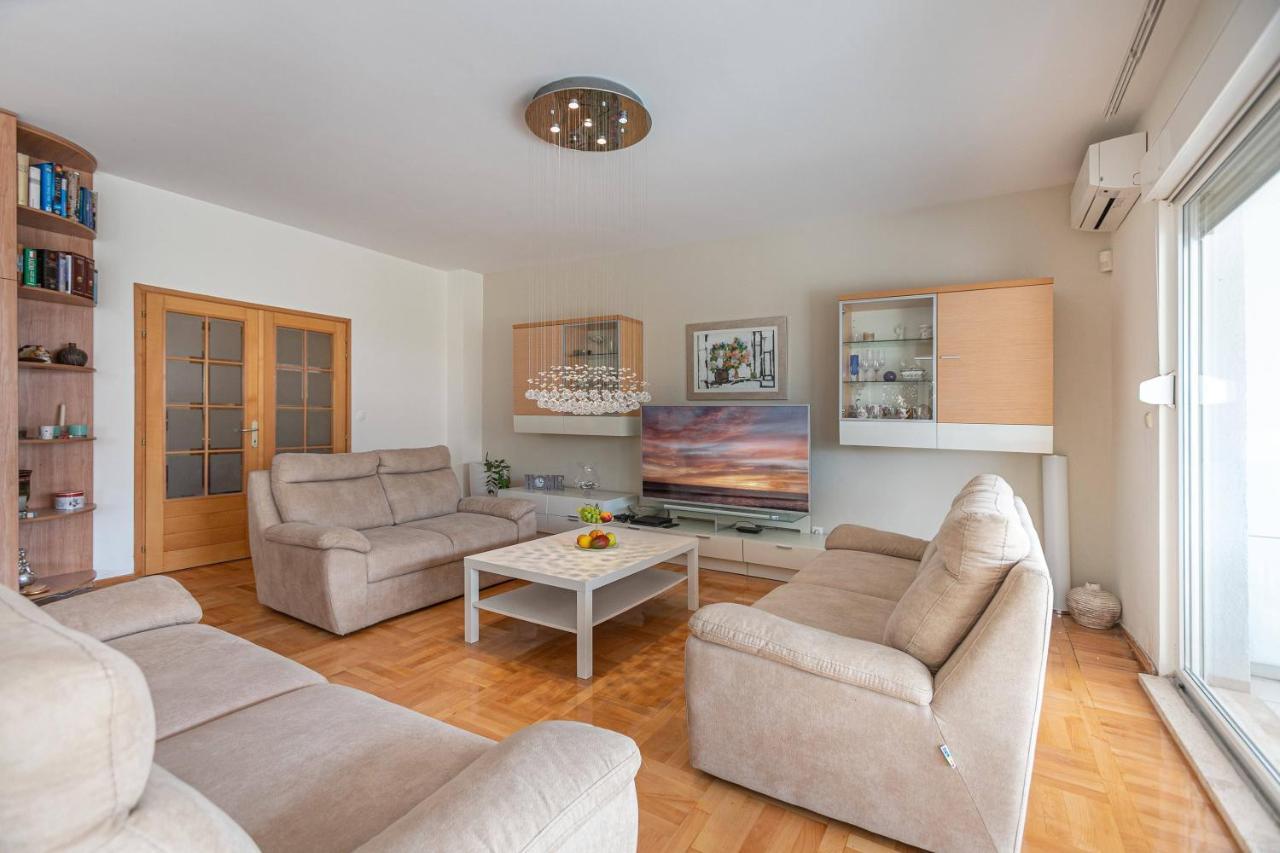 Relax Whit Big Terrace 170m2 Near The Apartment Split
