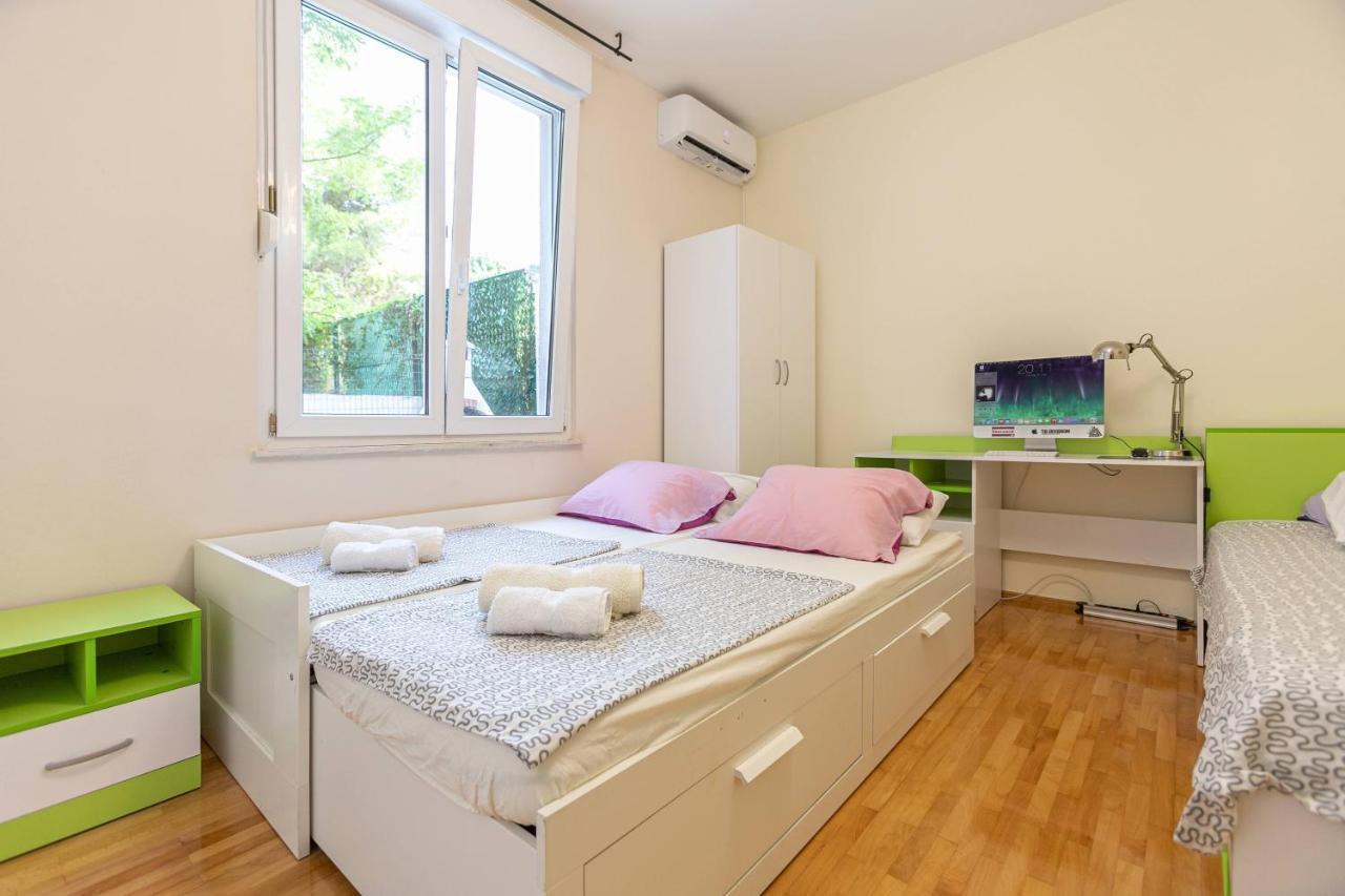 Apartment Relax Whit Big Terrace 170m2 Near The *